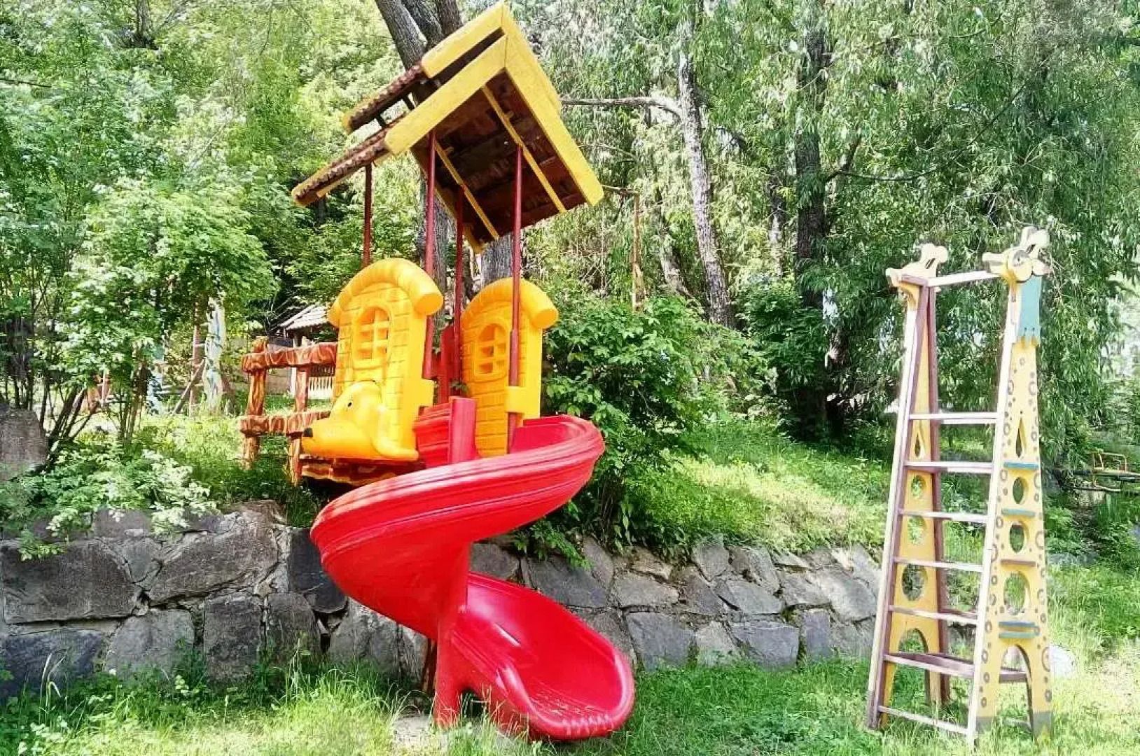 Дом Писателей Цахкадзора