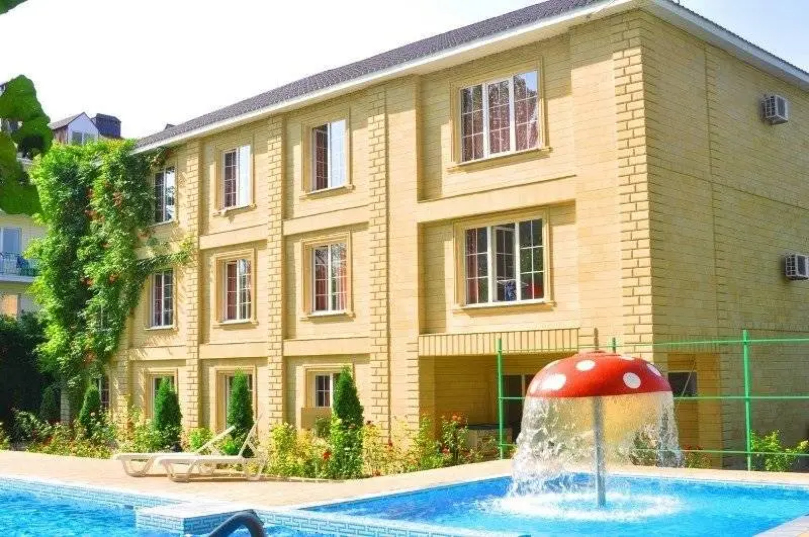 Отель Южная Ночь