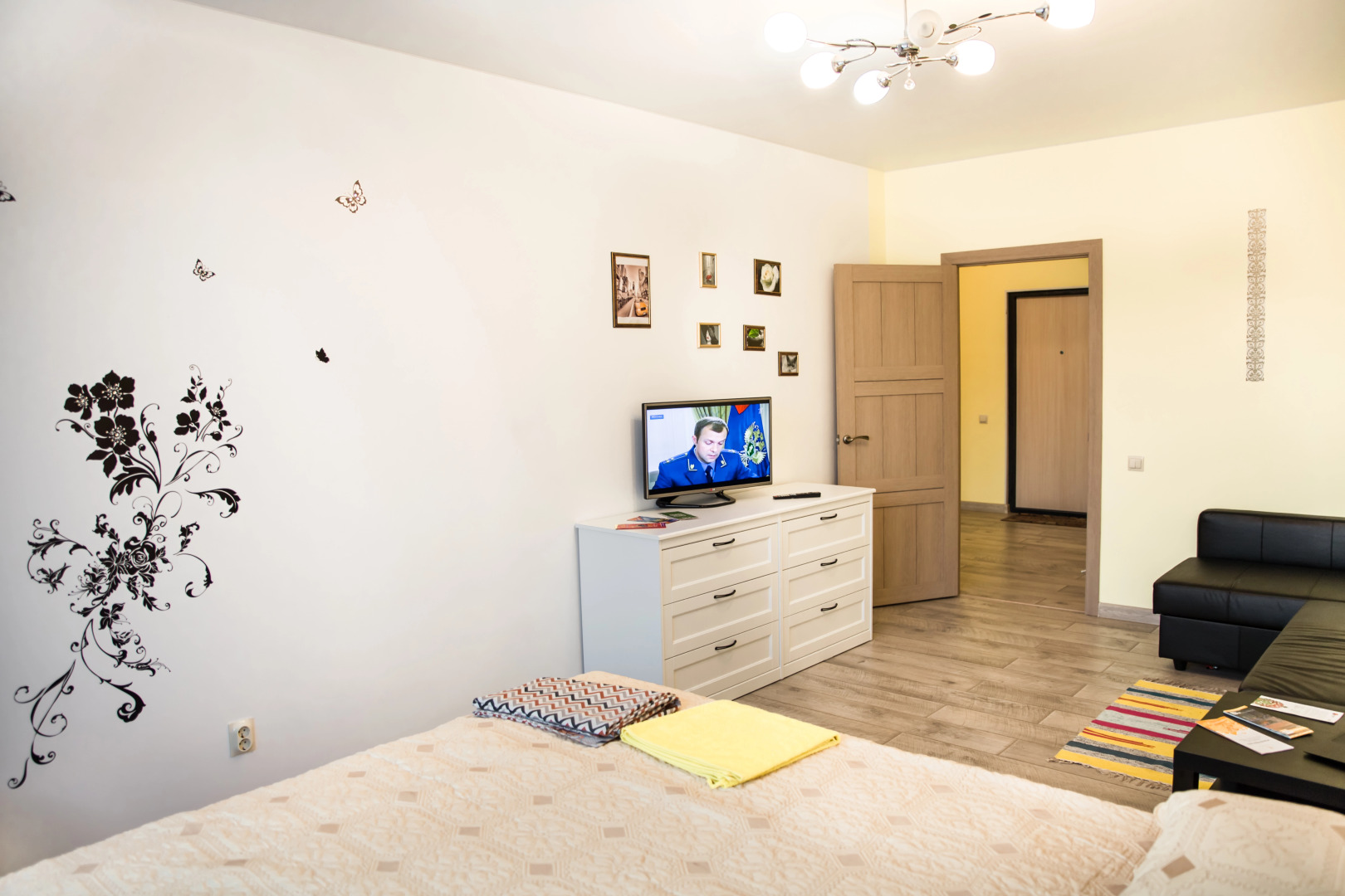 V Spb Na Kremenchugskaja 9k1 Apartments