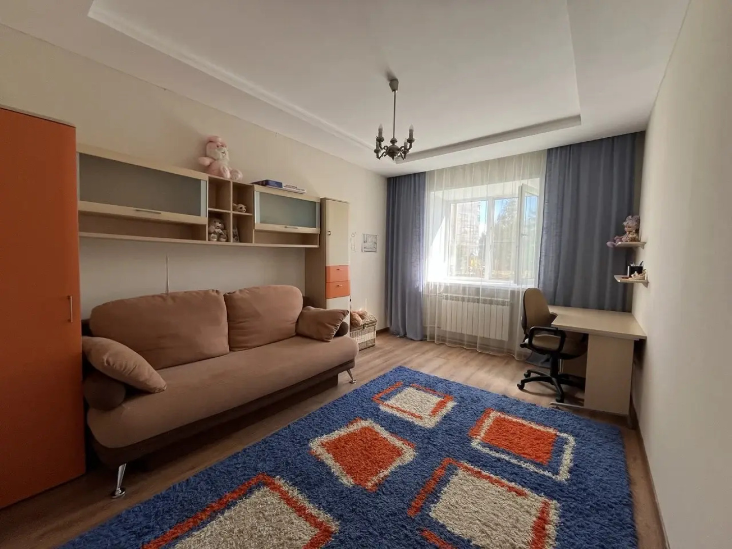 Квартира  3-х комнатная с камином и джакузи