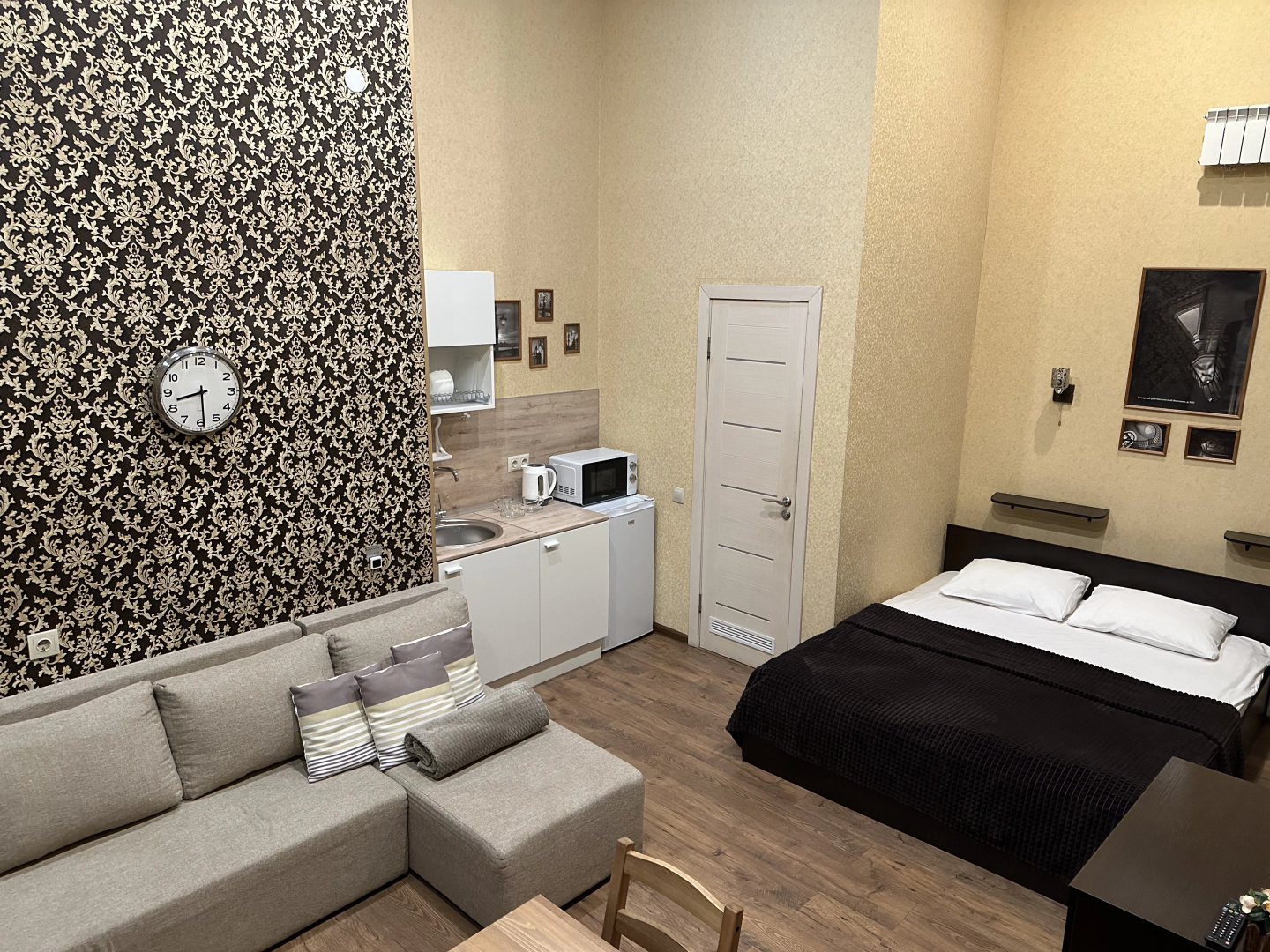 Hotel 812