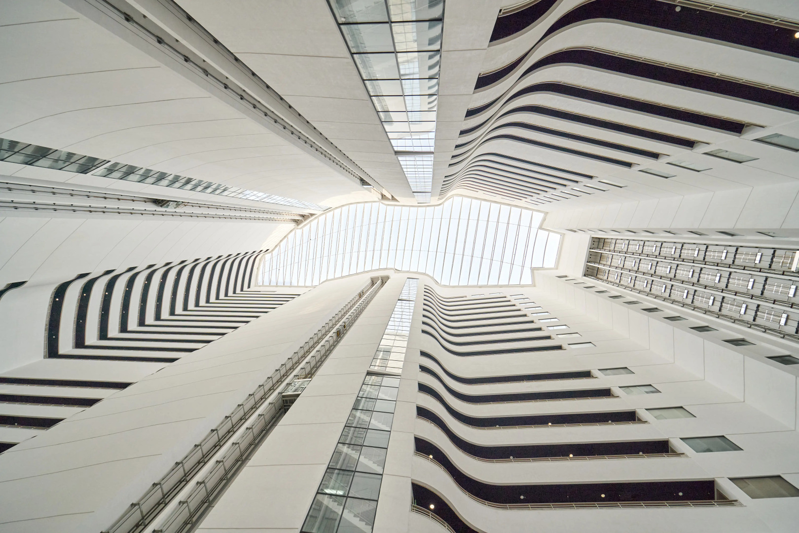 Апартаменты с бассейном Актёр Гелакси