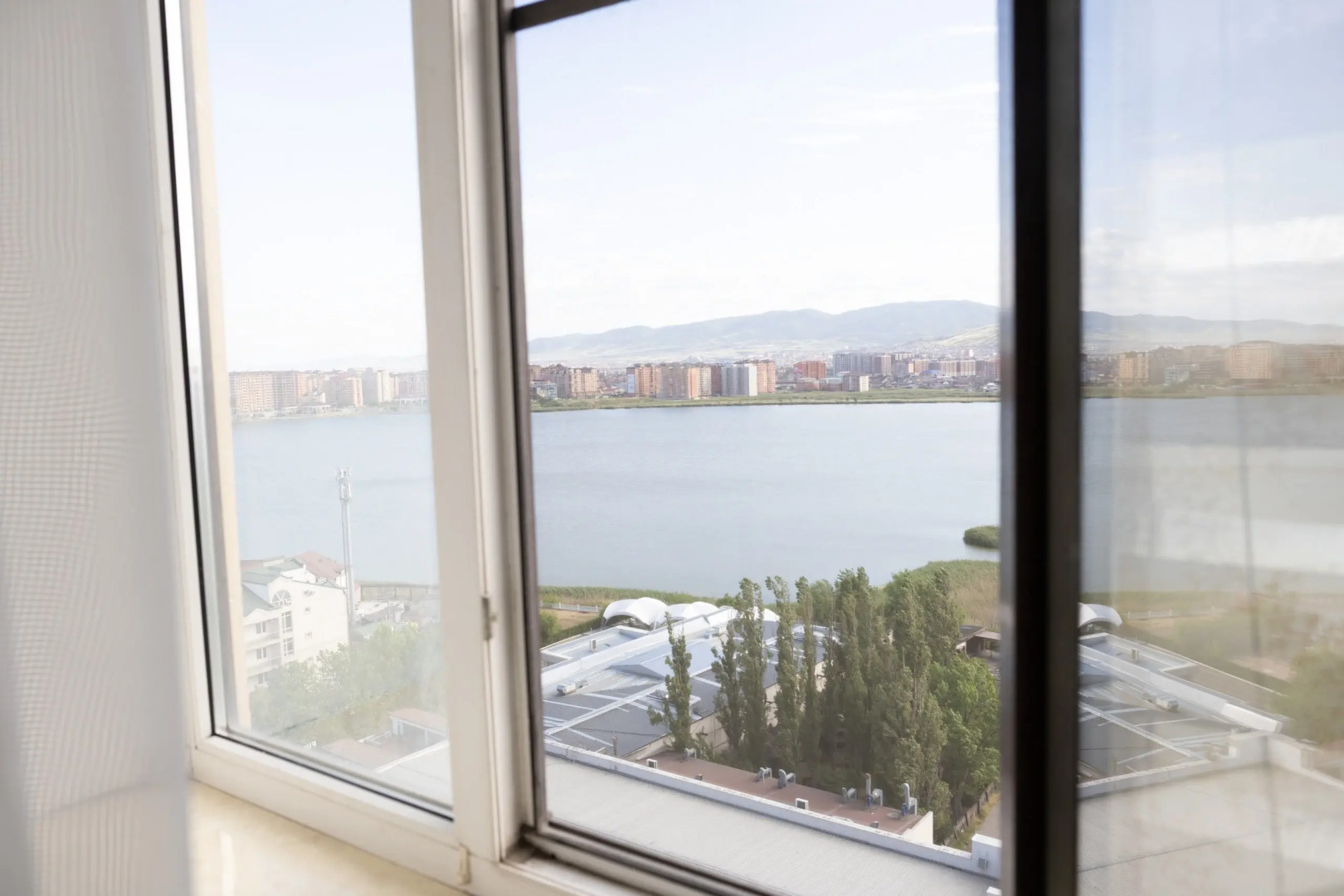 Апартаменты "Эленика" Роскошные у Озера в Махачкале