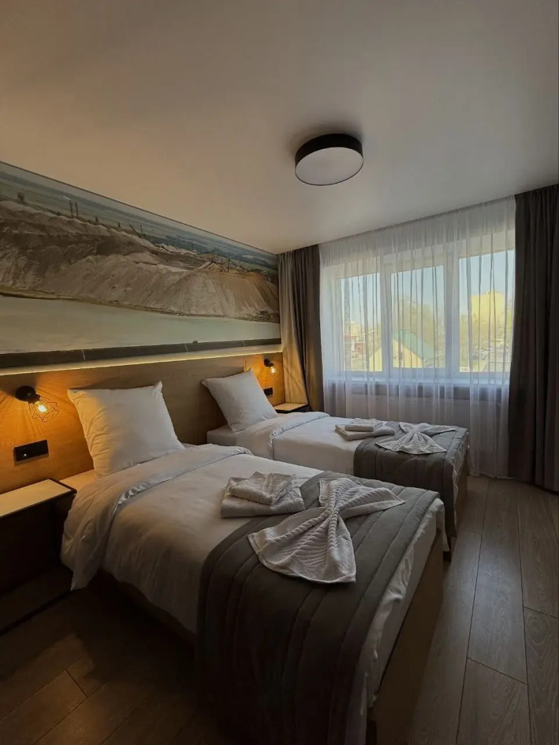 Отель Шахтёр