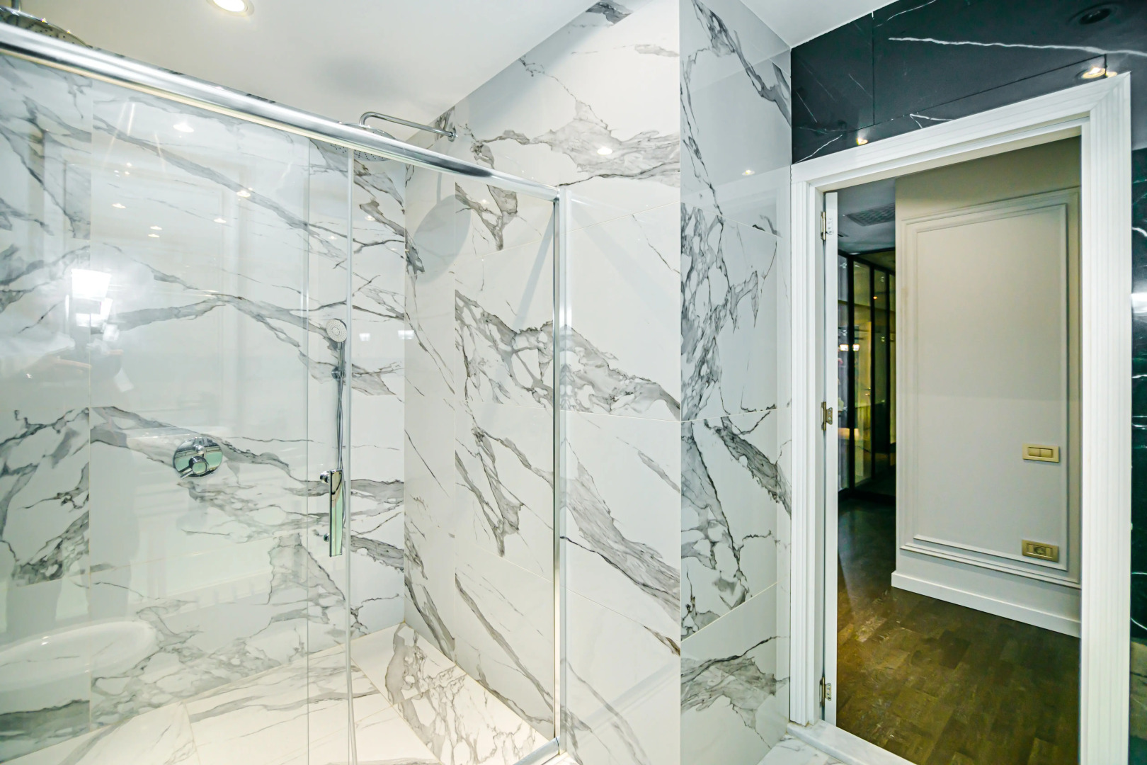 Апартаменты VIP on Sabah Residence Sea View