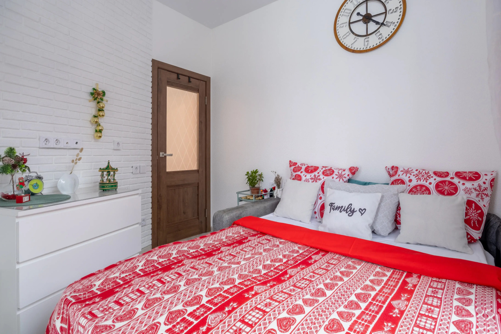 Апартаменты Охта Adventure с Двумя Спальнями