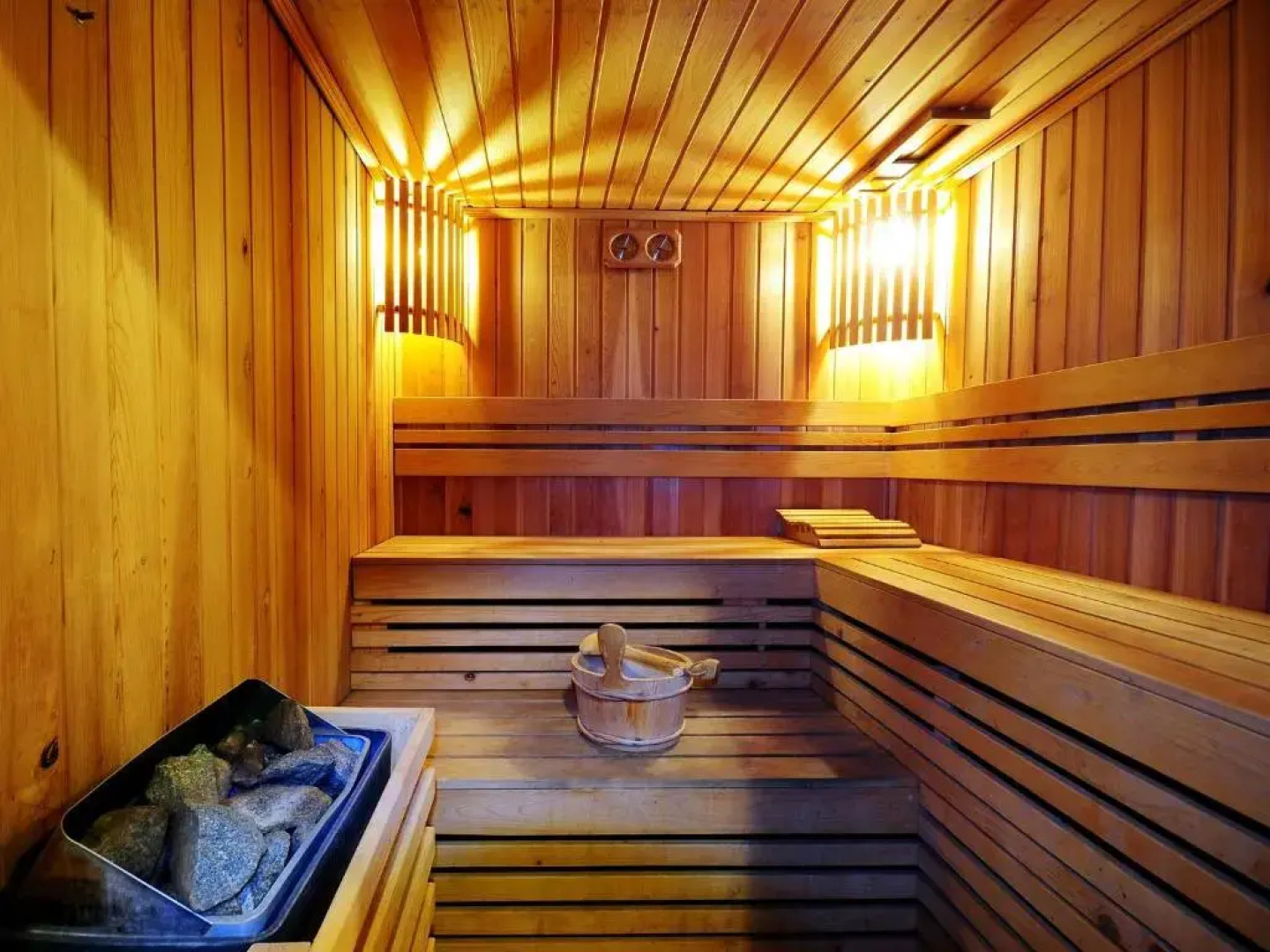 Отель Centre Point Hotel Sukhumvit 10