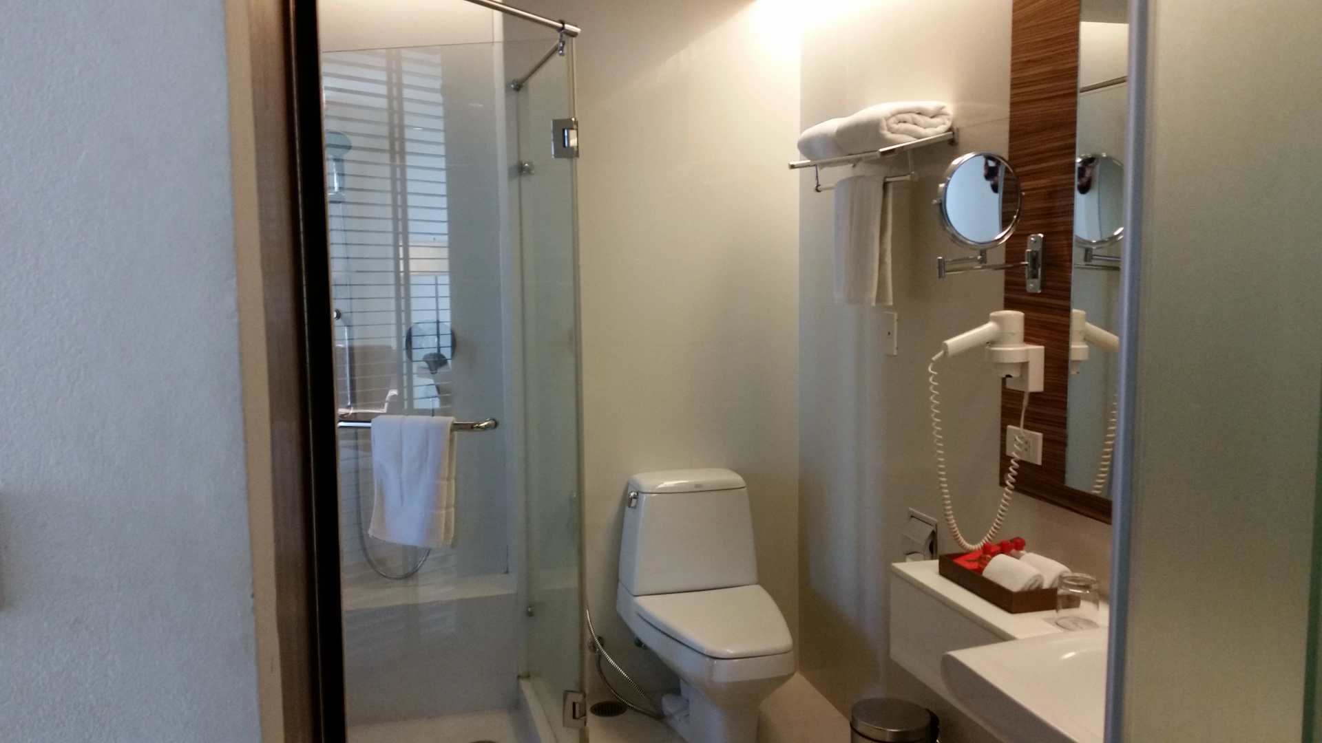 Отель Sacha's Hotel Uno