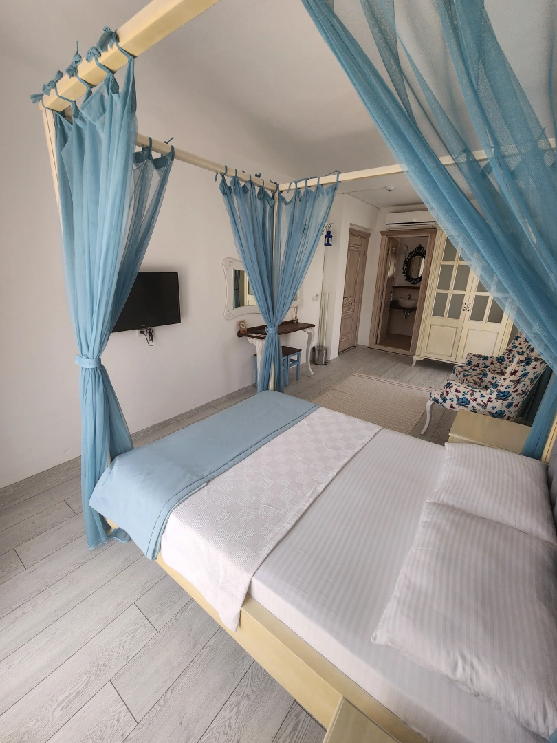 Tarcin Alacati Otel - Adults Only