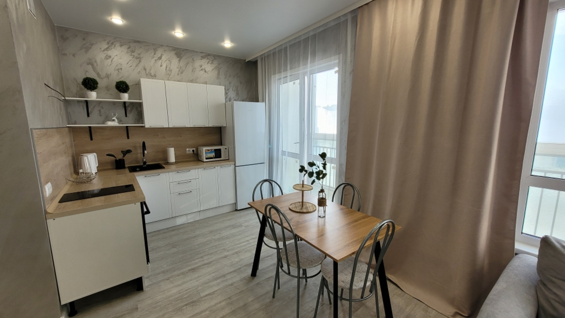 Апартаменты СИБИРЬ HOUSE  Vip напротив Кузбасс Арены