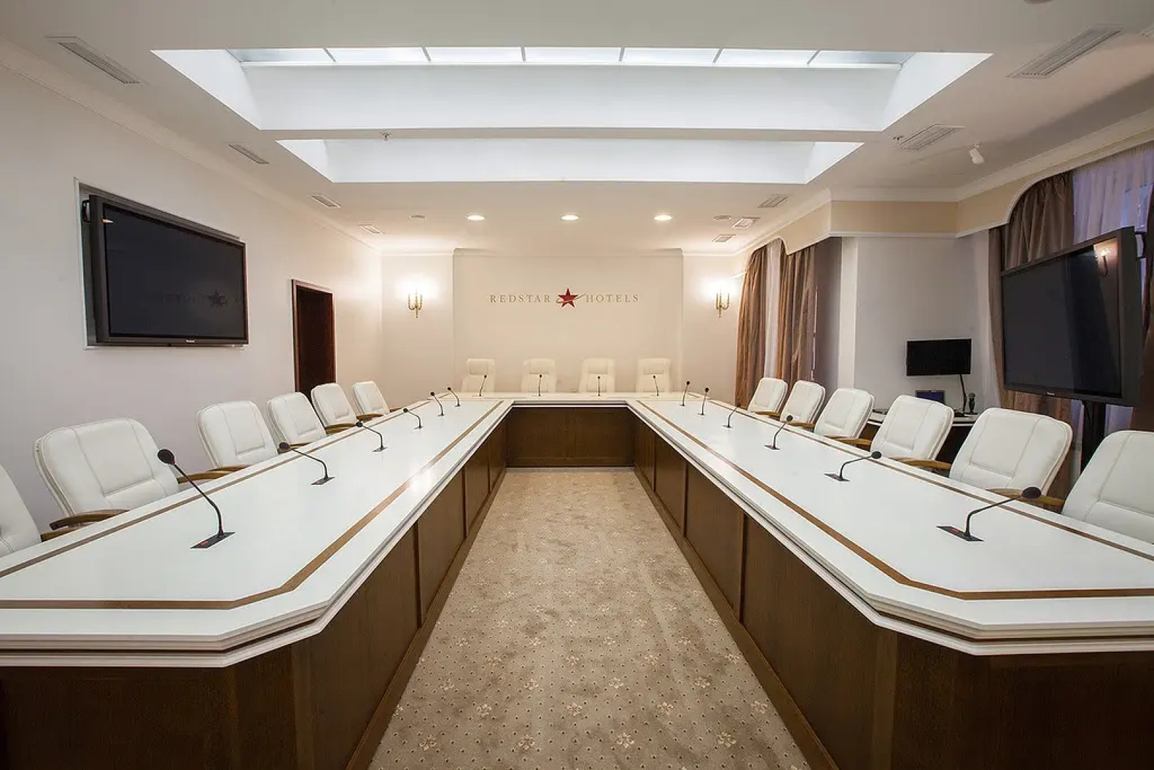 Отель На Казачьем