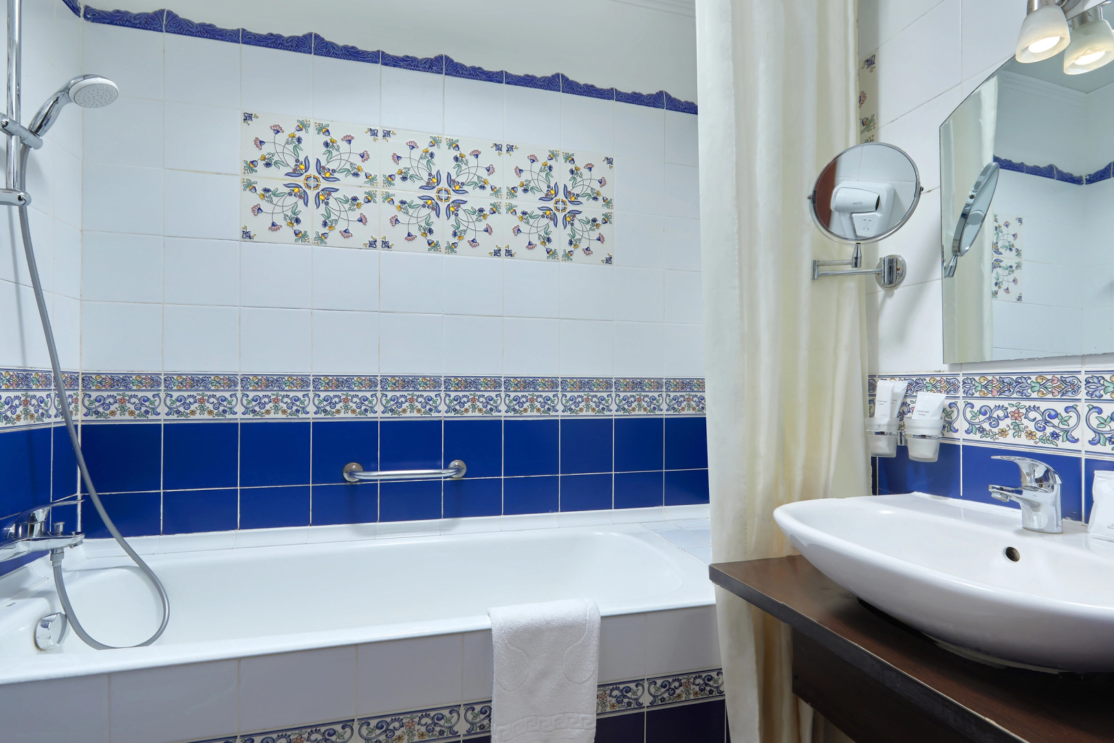 Отель Сокол