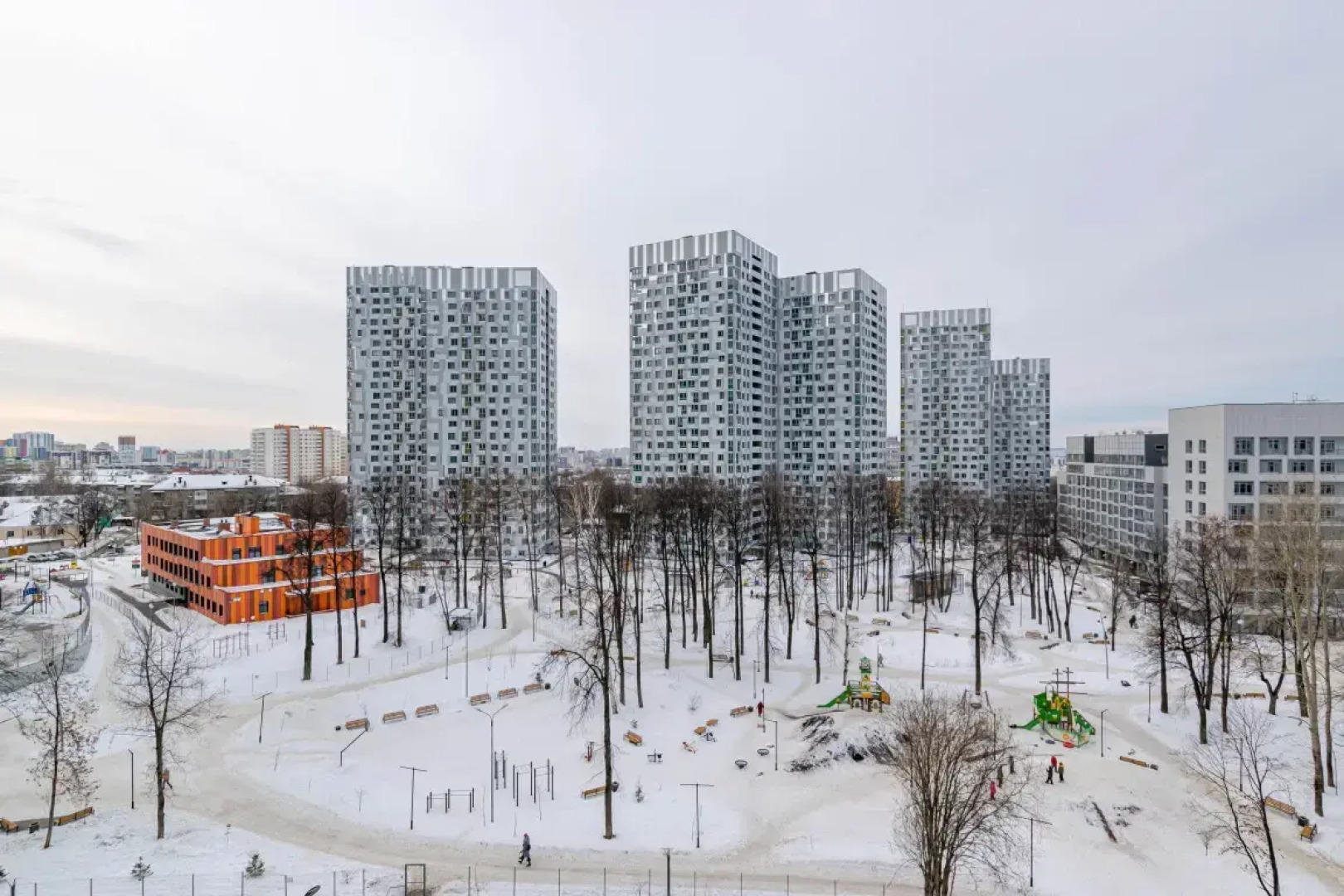 Апартаменты Cosmos Apart на Революции 48А (2)