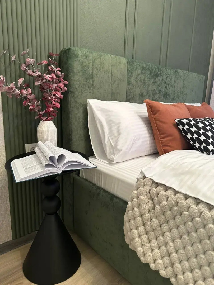 Квартира Поделам Просторная  с видом на озеро