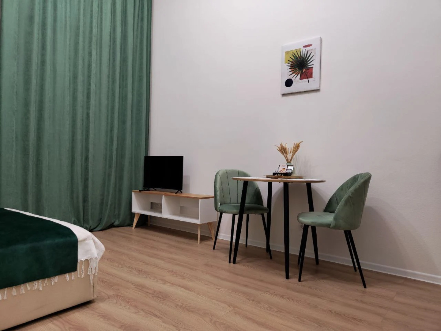 Квартира Green Room Serednevo