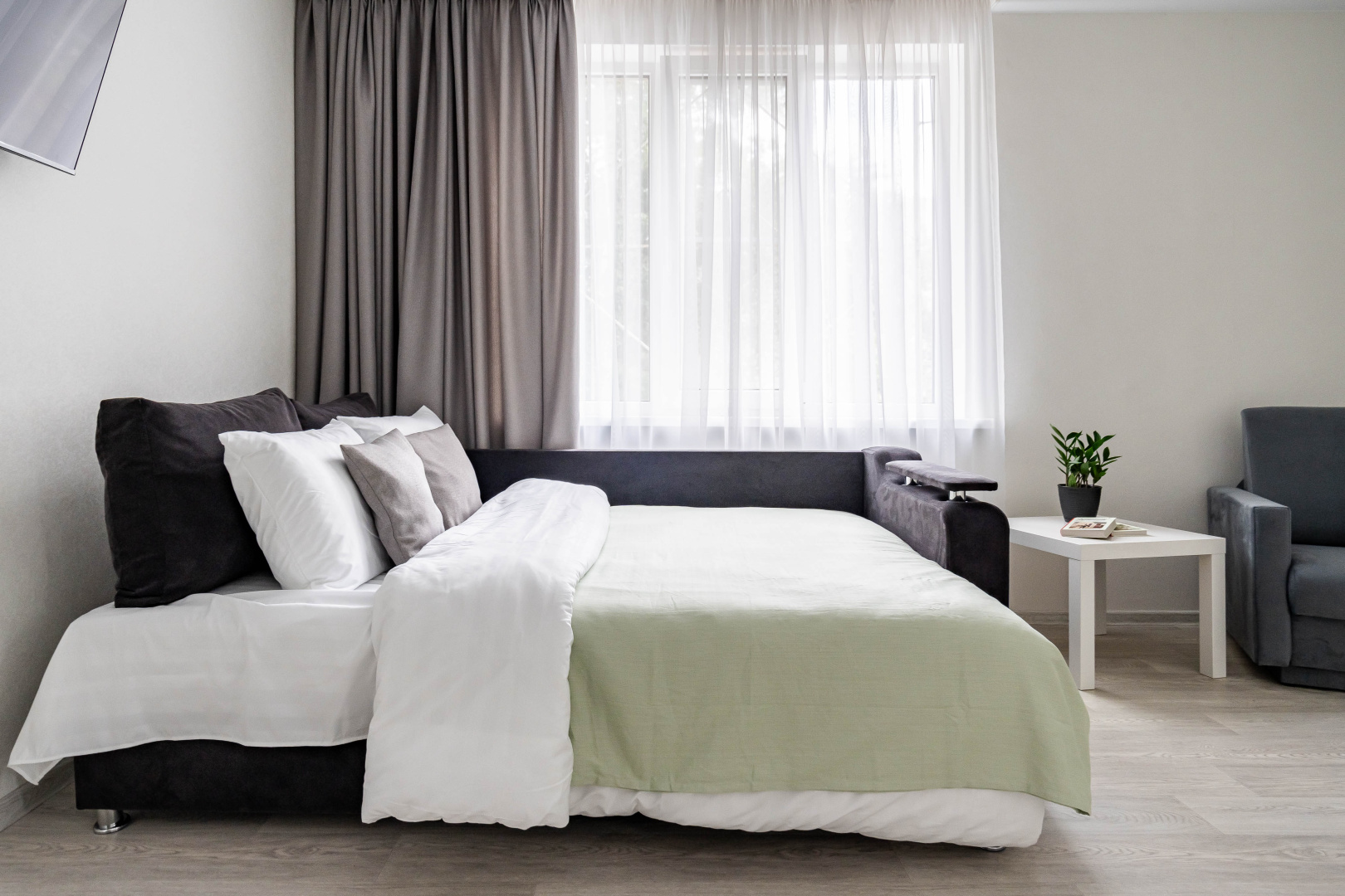 Квартира Light у Ленинского проспекта Satin Home