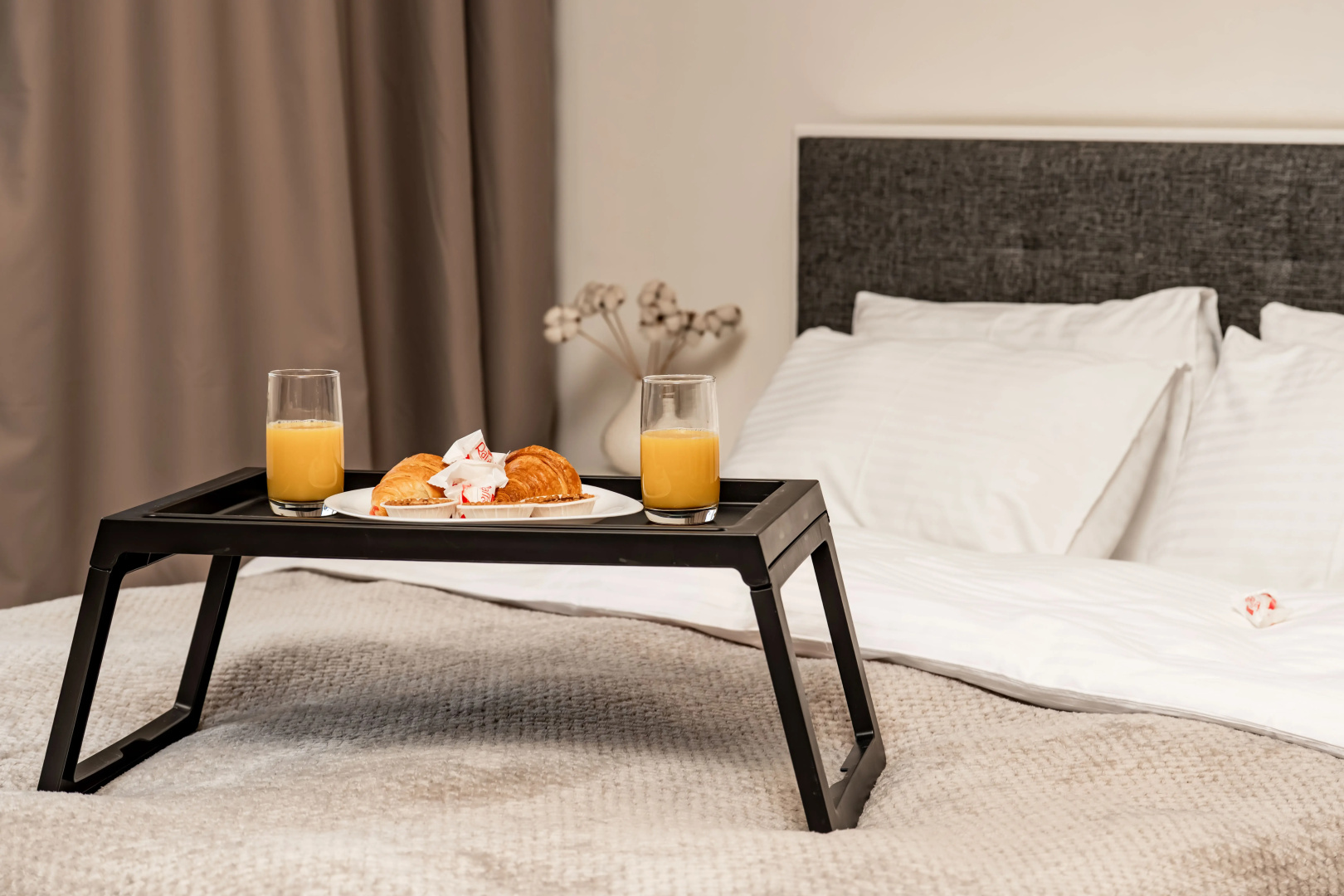 Апартаменты SKY INN Color Grey