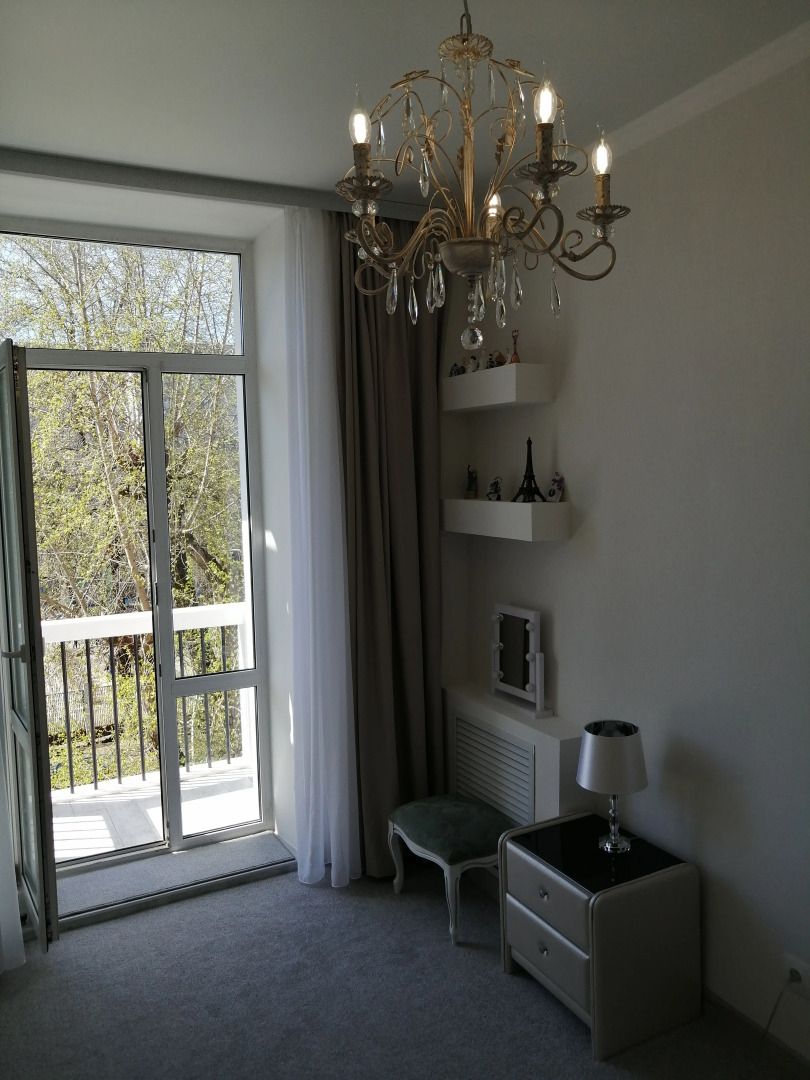 Апартаменты Ленина 12