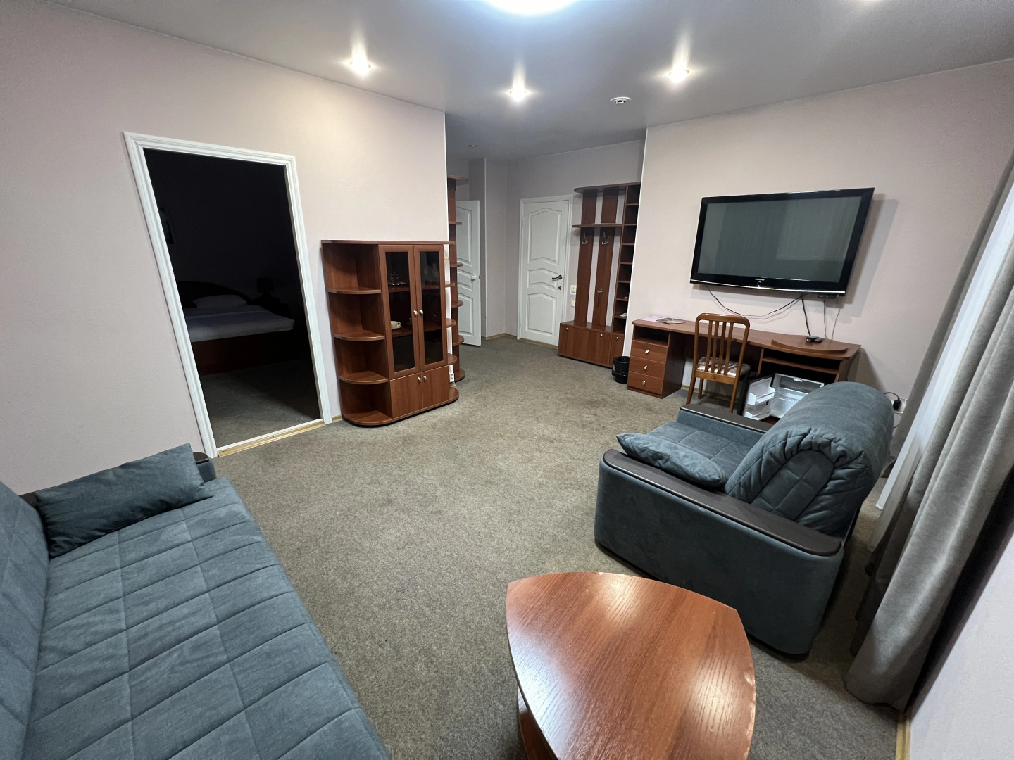 Отель Визит