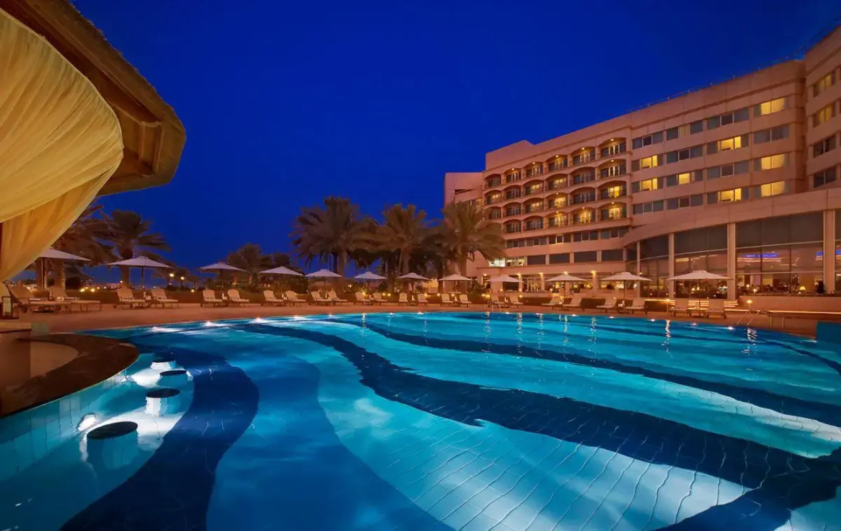 Danat Jebel Dhanna Resort