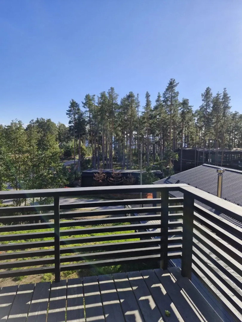 Частный дом коттедж семейный три тома  у Финского залива