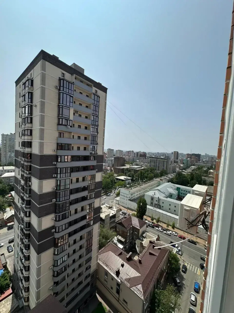 Квартира 3-к. квартира, 62 м², 4 кровати