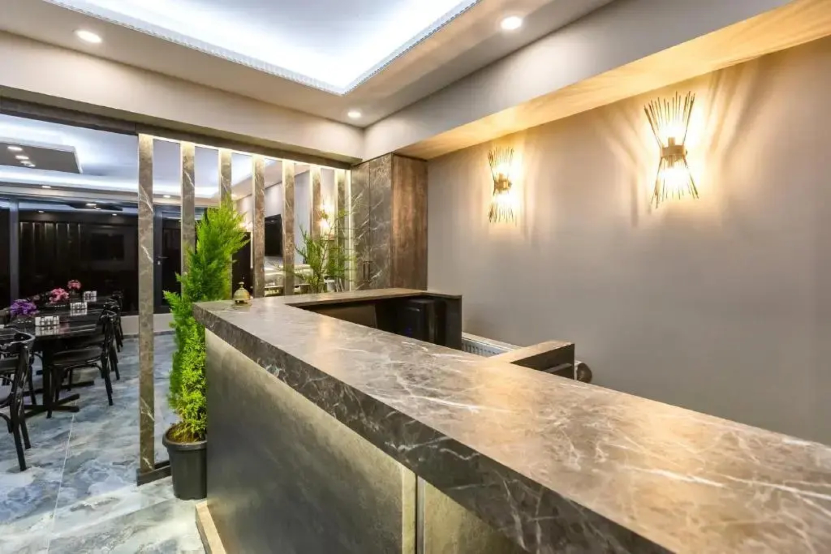 Ria Suites Hotel