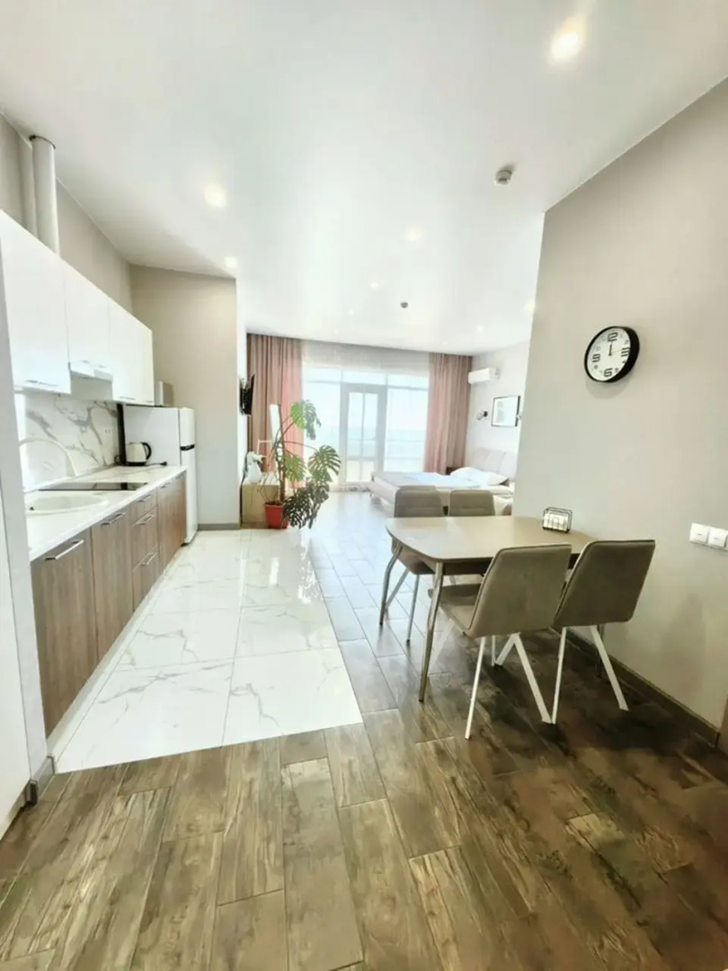 Апартаменты 40 м² на Первой Линии Моря