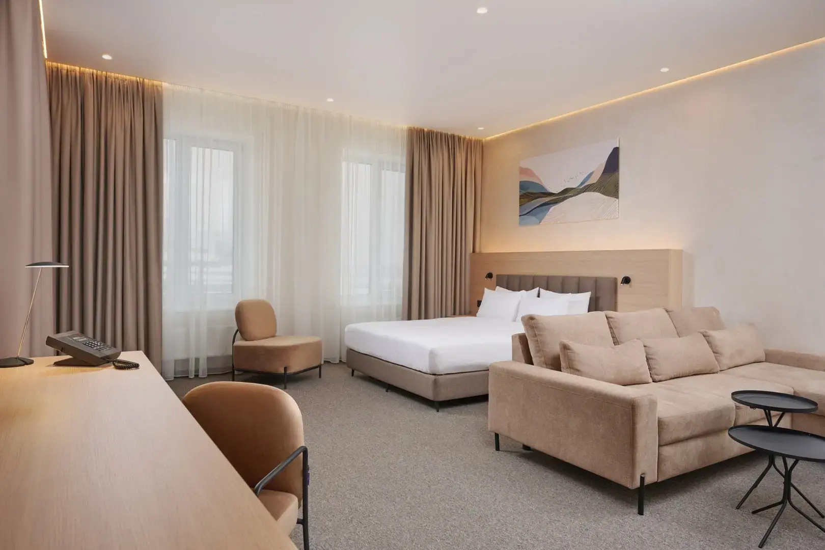 Отель Aura CityHotel
