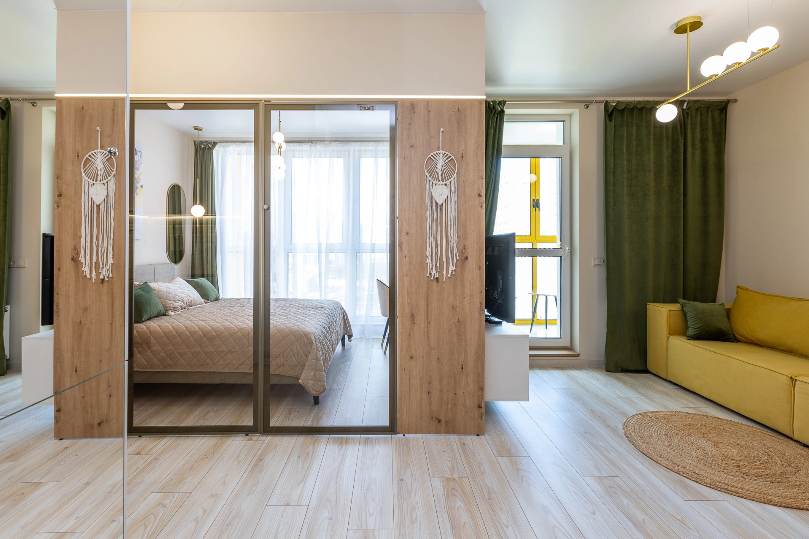 Апартаменты CozyApartments "Minsk World"