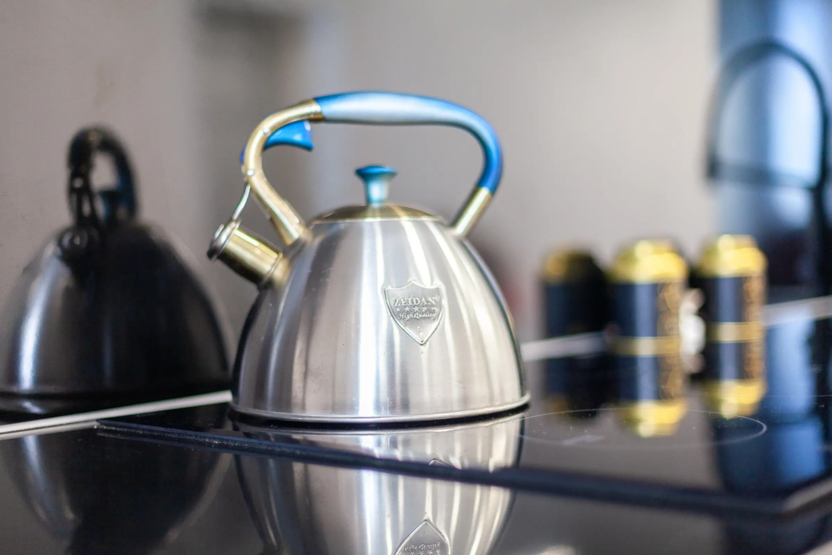 Апартаменты Дизайнерские Апарименты с видом на настоящую Космическую Ракету Союз в Центре Самары