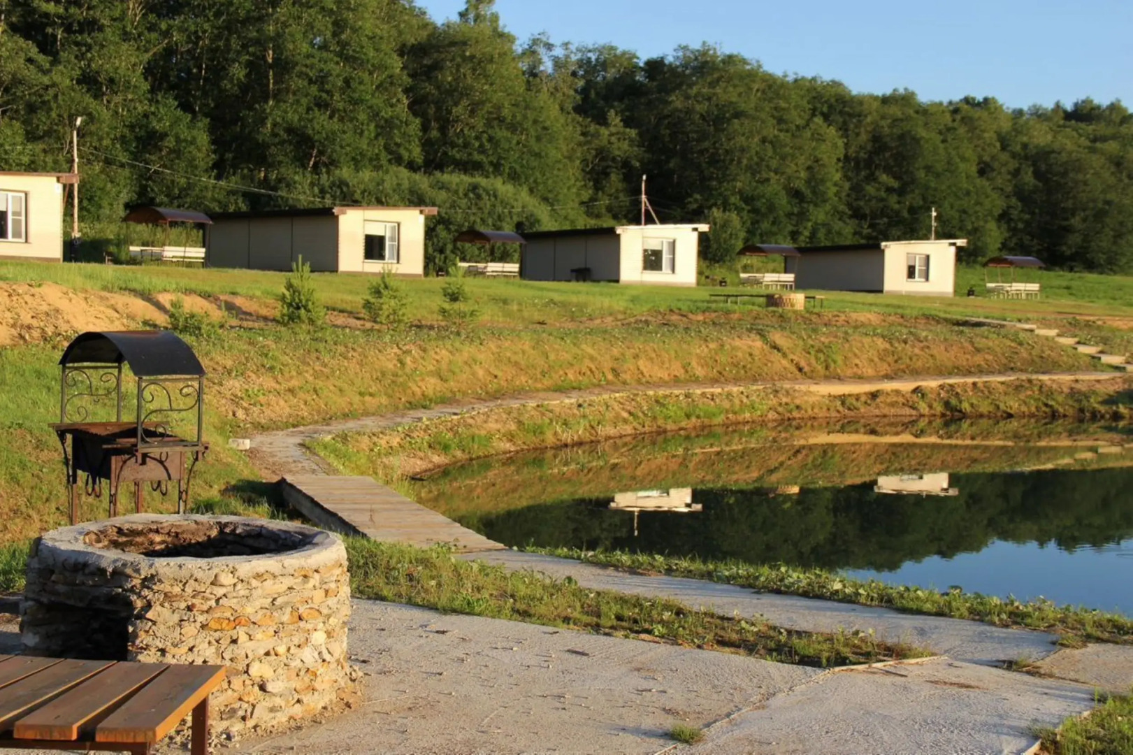 Частный дом в леcу рядом с Вязьмой у peки