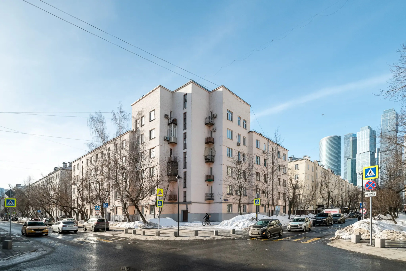 Апартаменты с Двумя Спальнями на Кутузовском