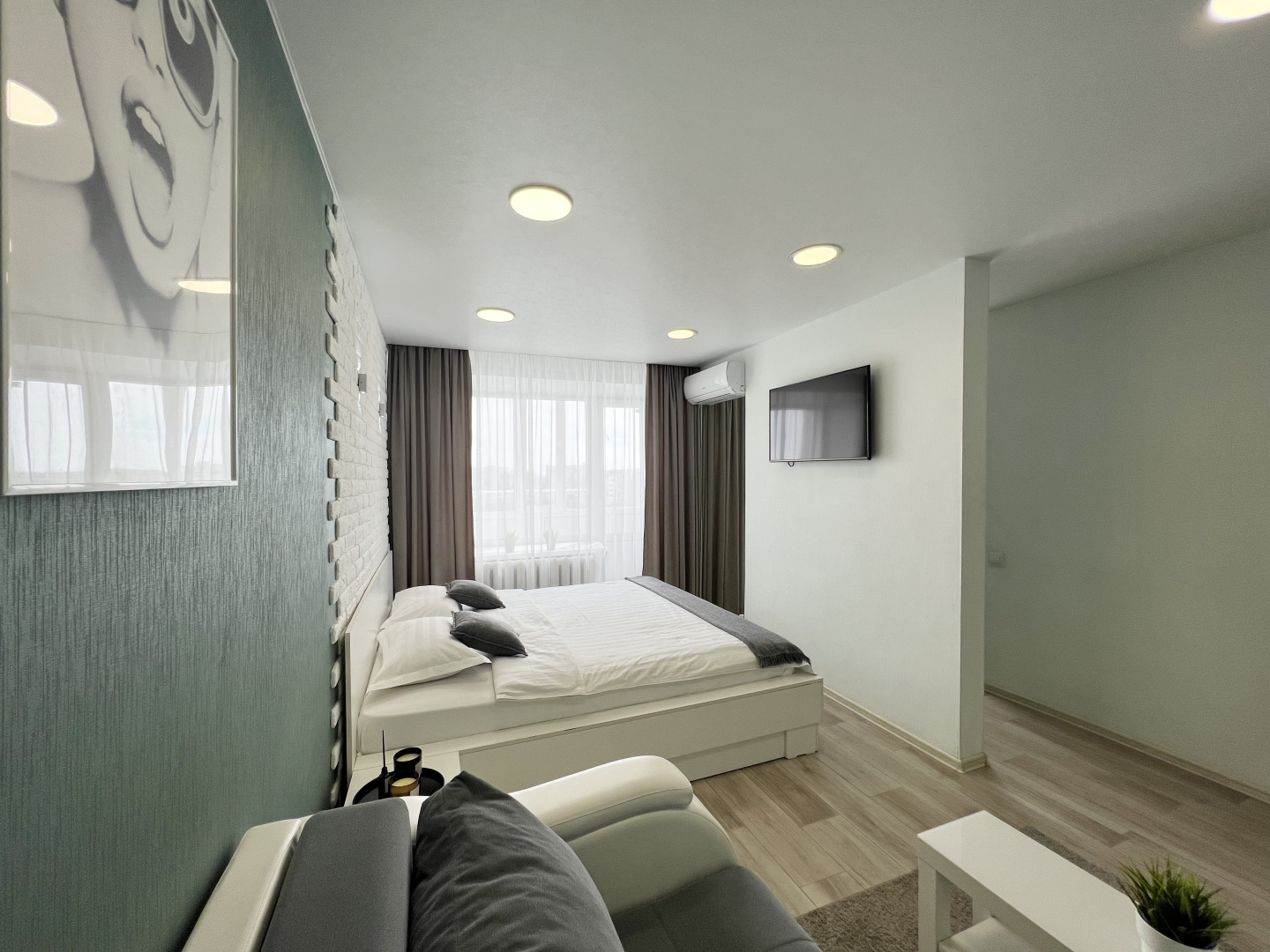 Апартаменты Торайгырова 28