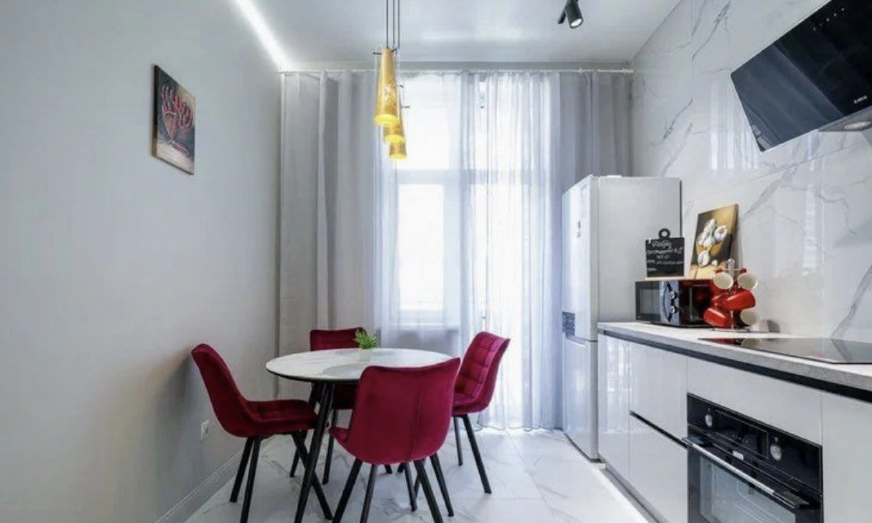 Апартаменты Стрелецкая Red