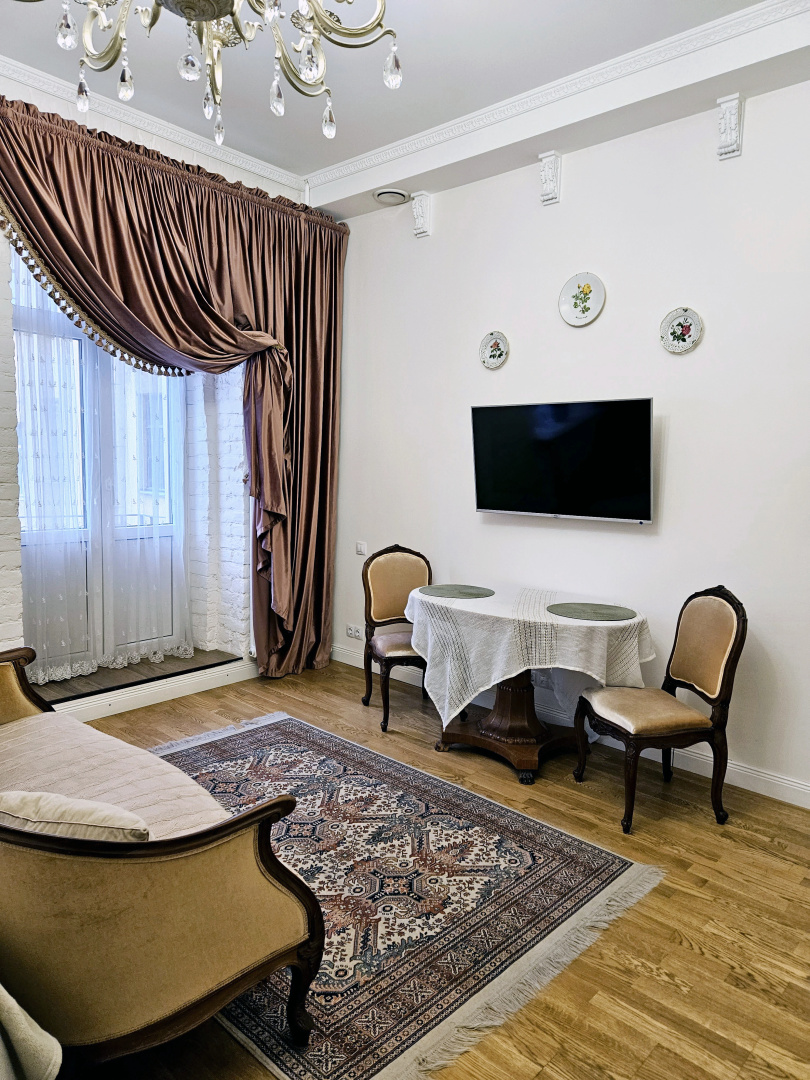 Апартаменты Life Inn near Kazan Cathedral