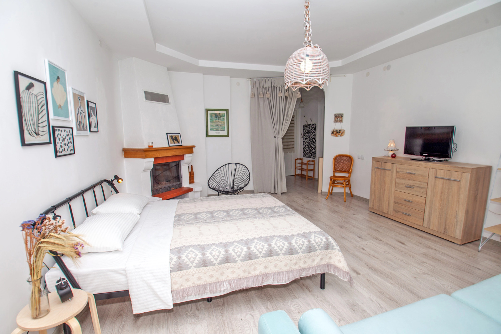 Апартаменты с камином в Амалиенау