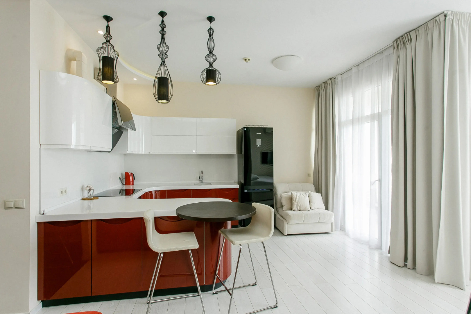 Апартаменты в Имеретинском на Парусной 23