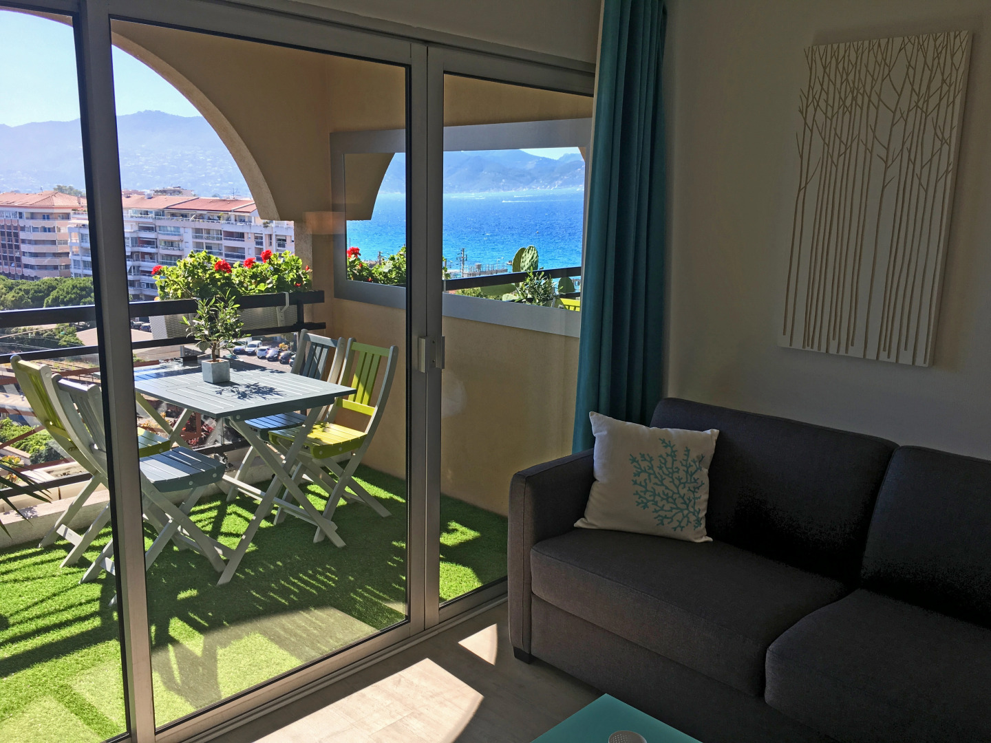 Апартаменты MyHome Riviera