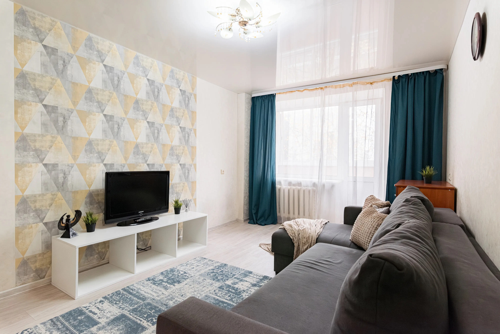 Апартаменты Apart+ Мельникайте 9