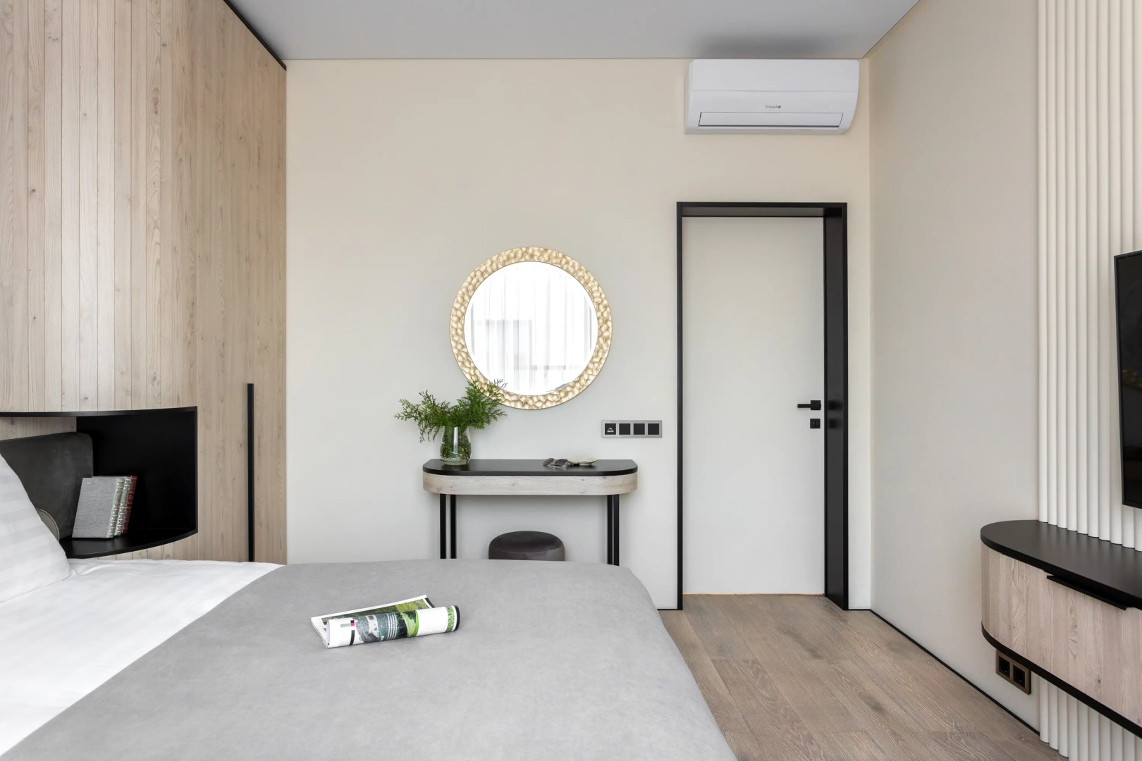 Отель Leon Estate