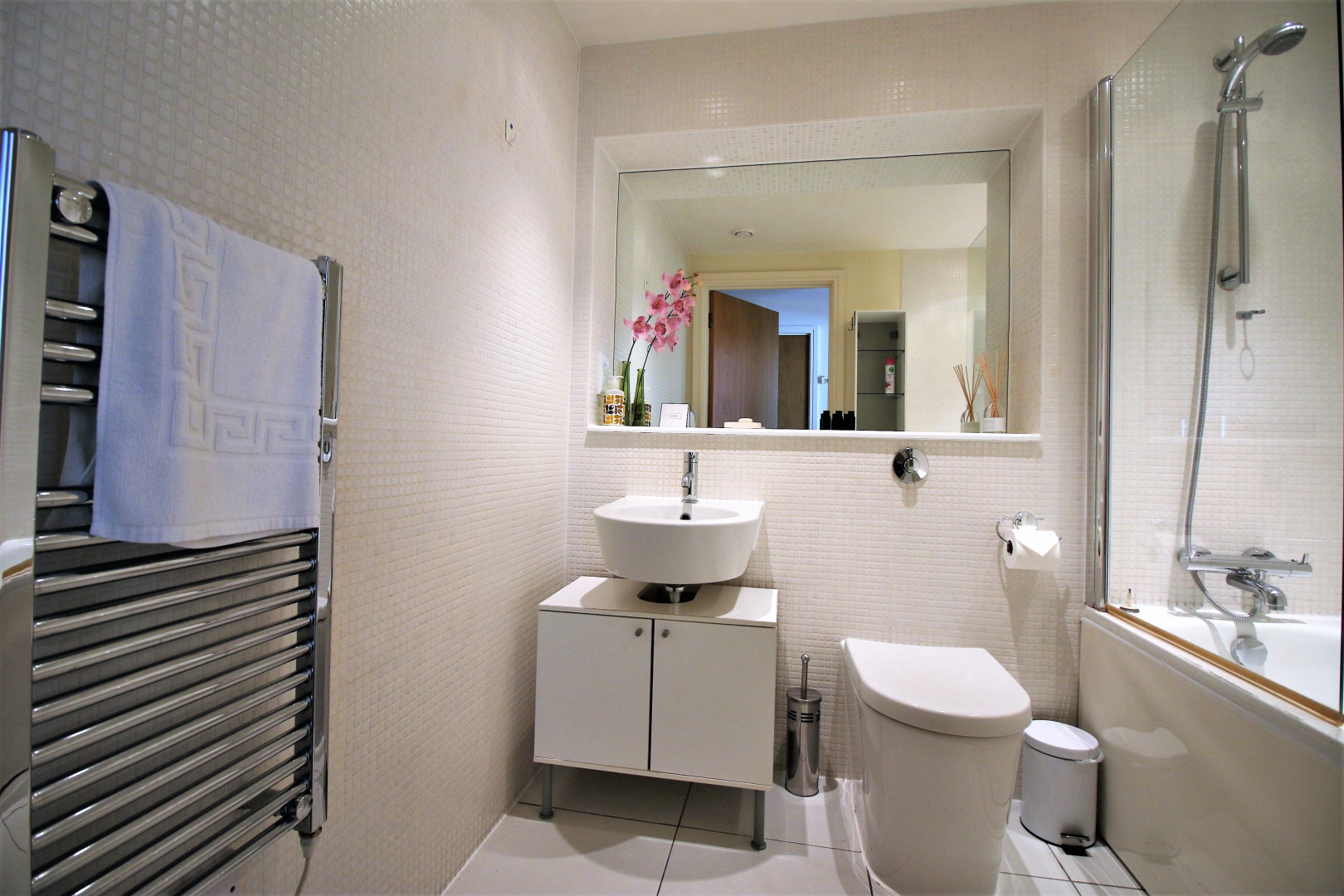 Апартаменты Extravagant Court