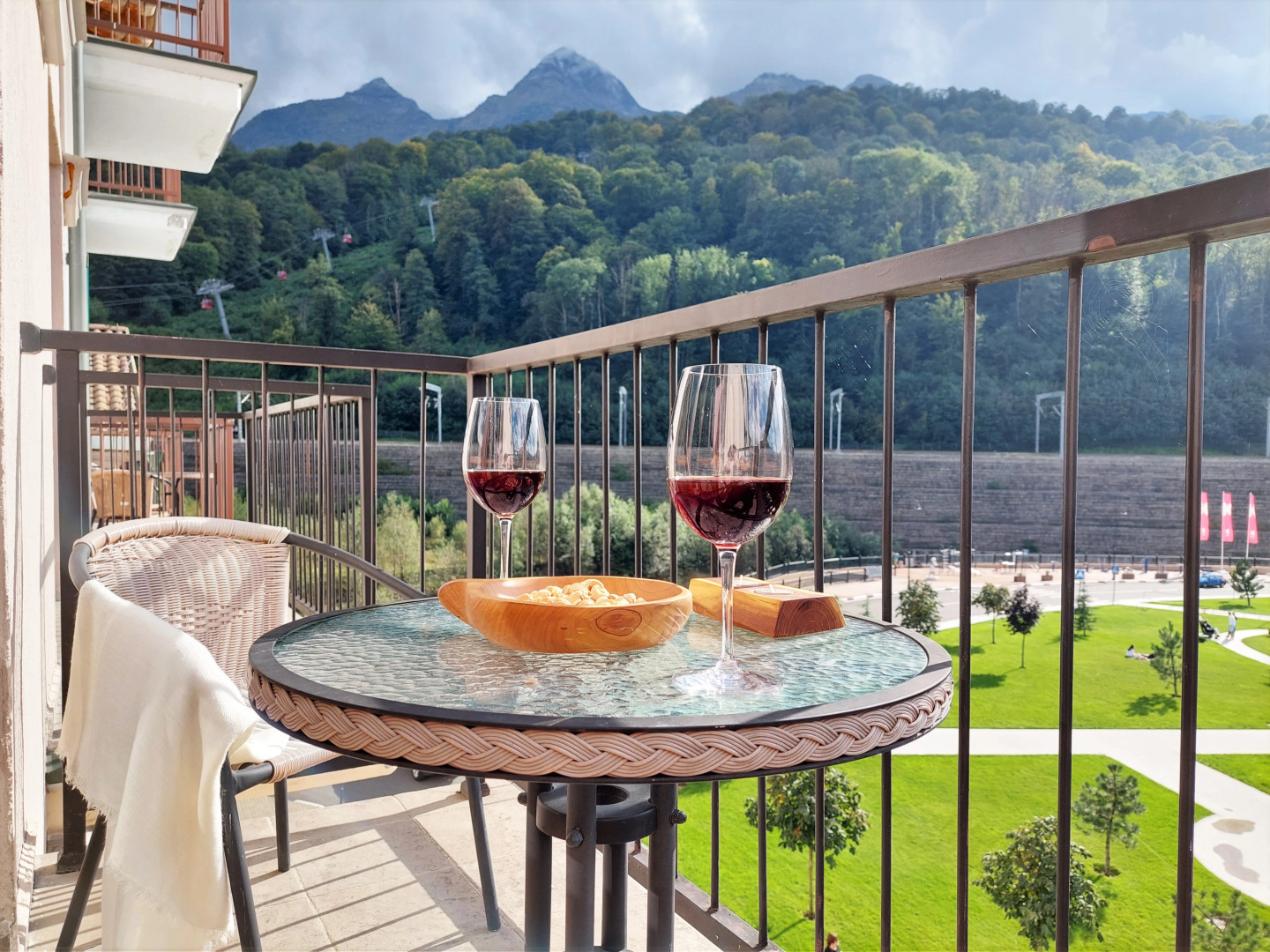 Квартира Уютное Гнездышко с Видом На Горы