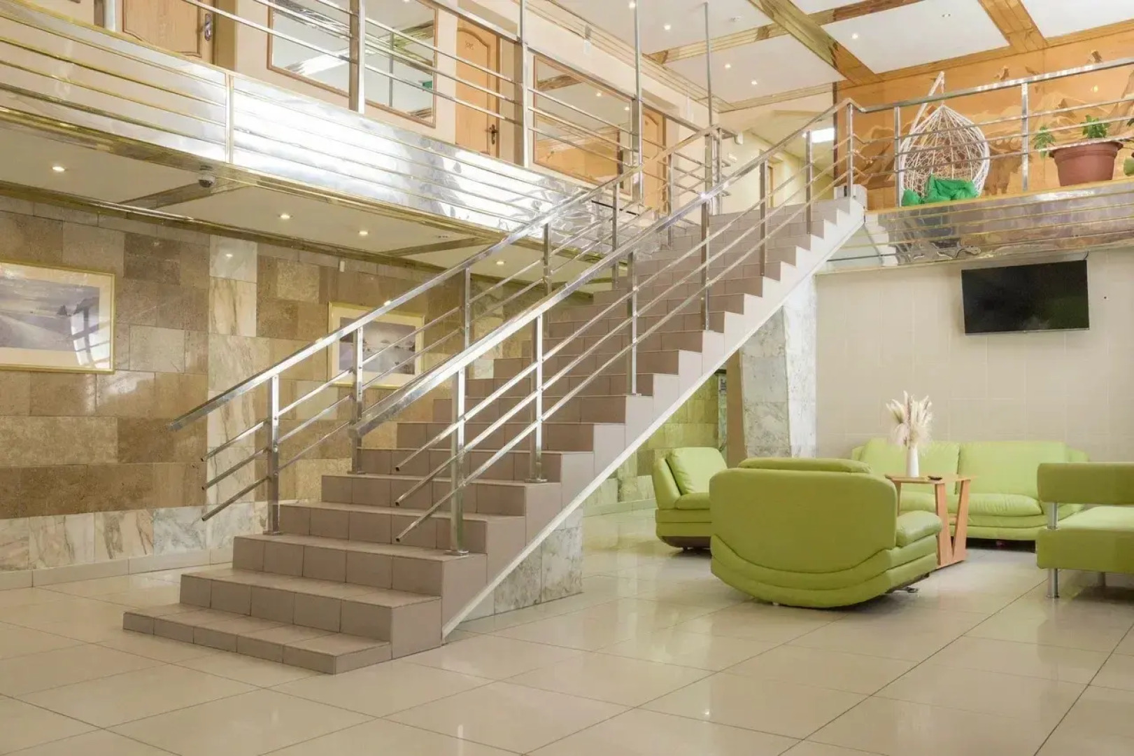 Гостиница Колос