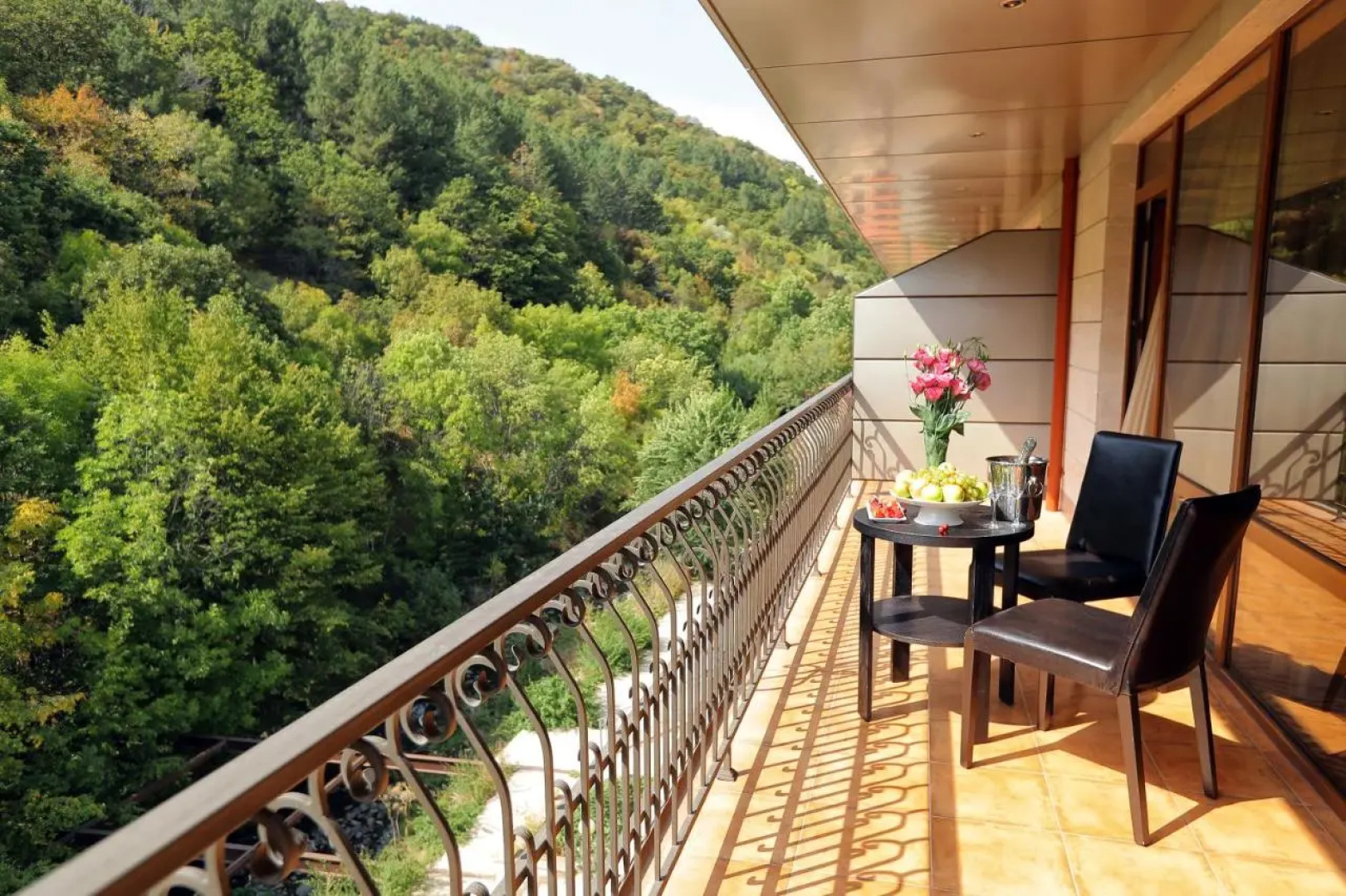 Aghveran Ararat Resort Hotel