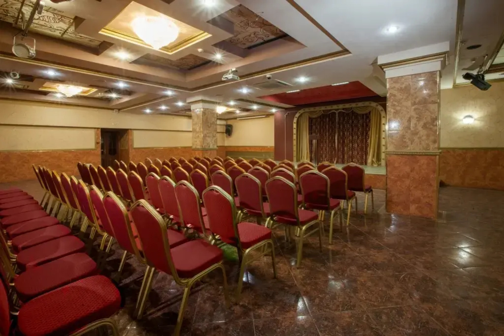 Отель Амакс Золотое Кольцо