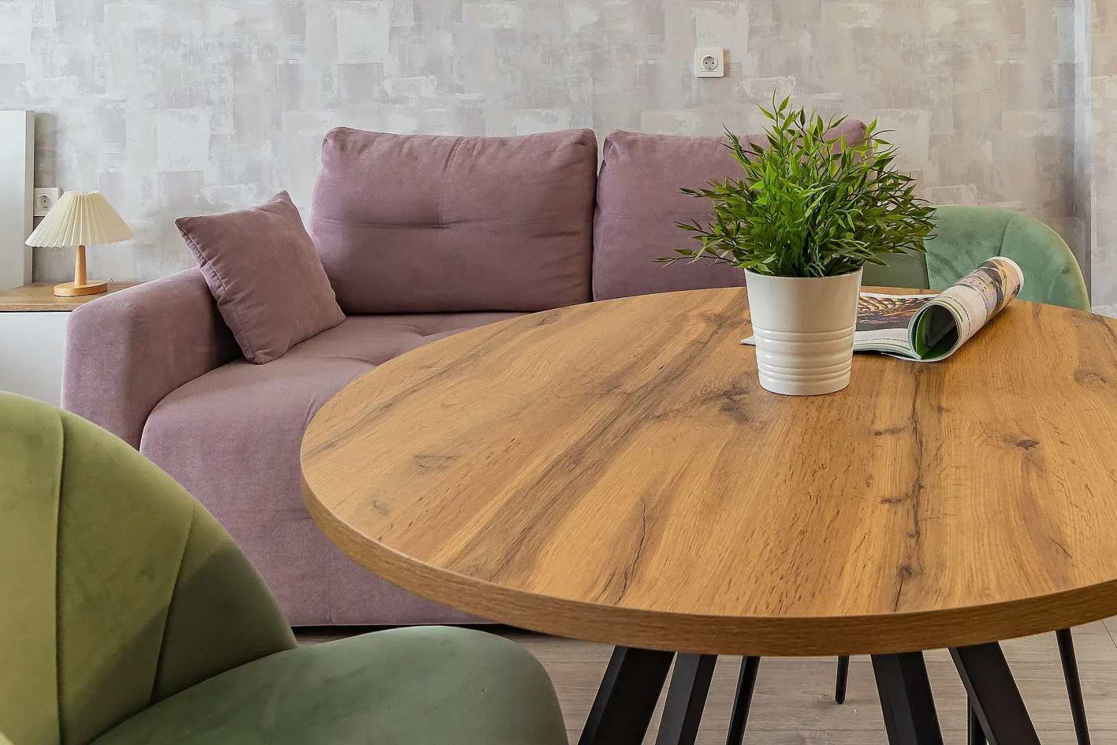 Апартаменты Просторная студия в центре на ул. Горького 23а Сова-Дом