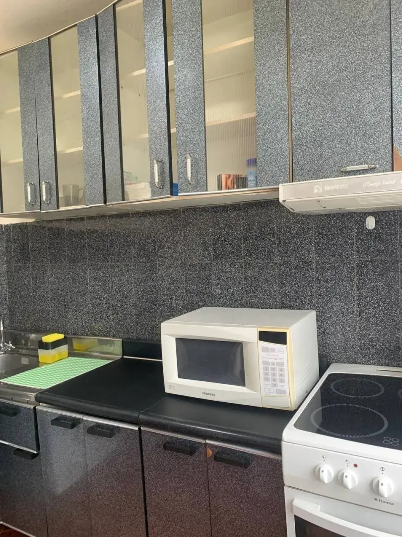 Квартира Двухкомнатная возле ЖД и ФСК