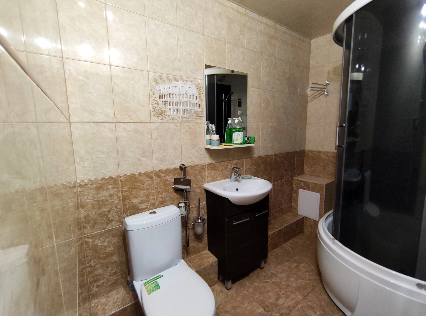 Квартира рядом с ЦГБ и оживленным районом города