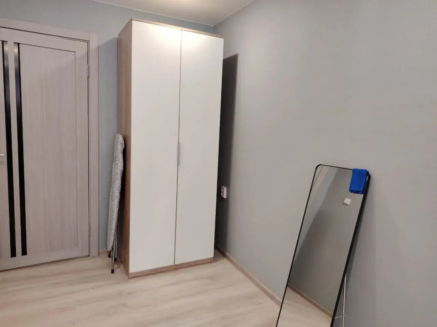 Квартира Просторная двухкомнатная квартира рядом с дк распадским